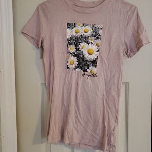 Aeropostal, pink t shirt with white flowers